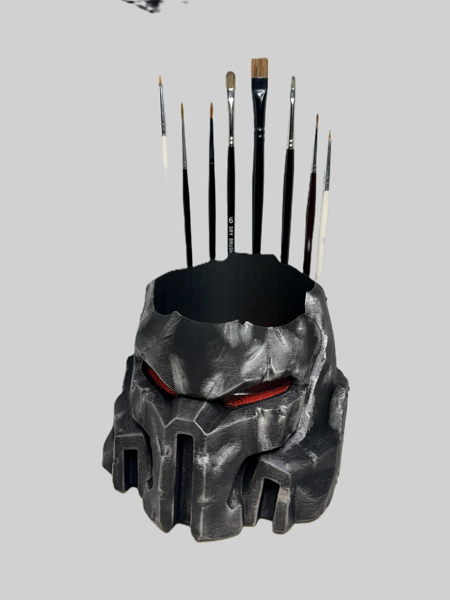 Grimdark Brush Holder & Water Pot – Post‑Apocalyptic Art Station Upgrade