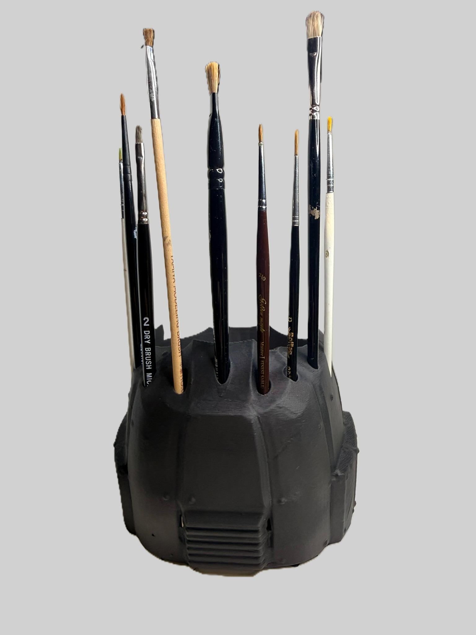 Grimdark Brush Holder & Water Pot – Post‑Apocalyptic Art Station Upgrade